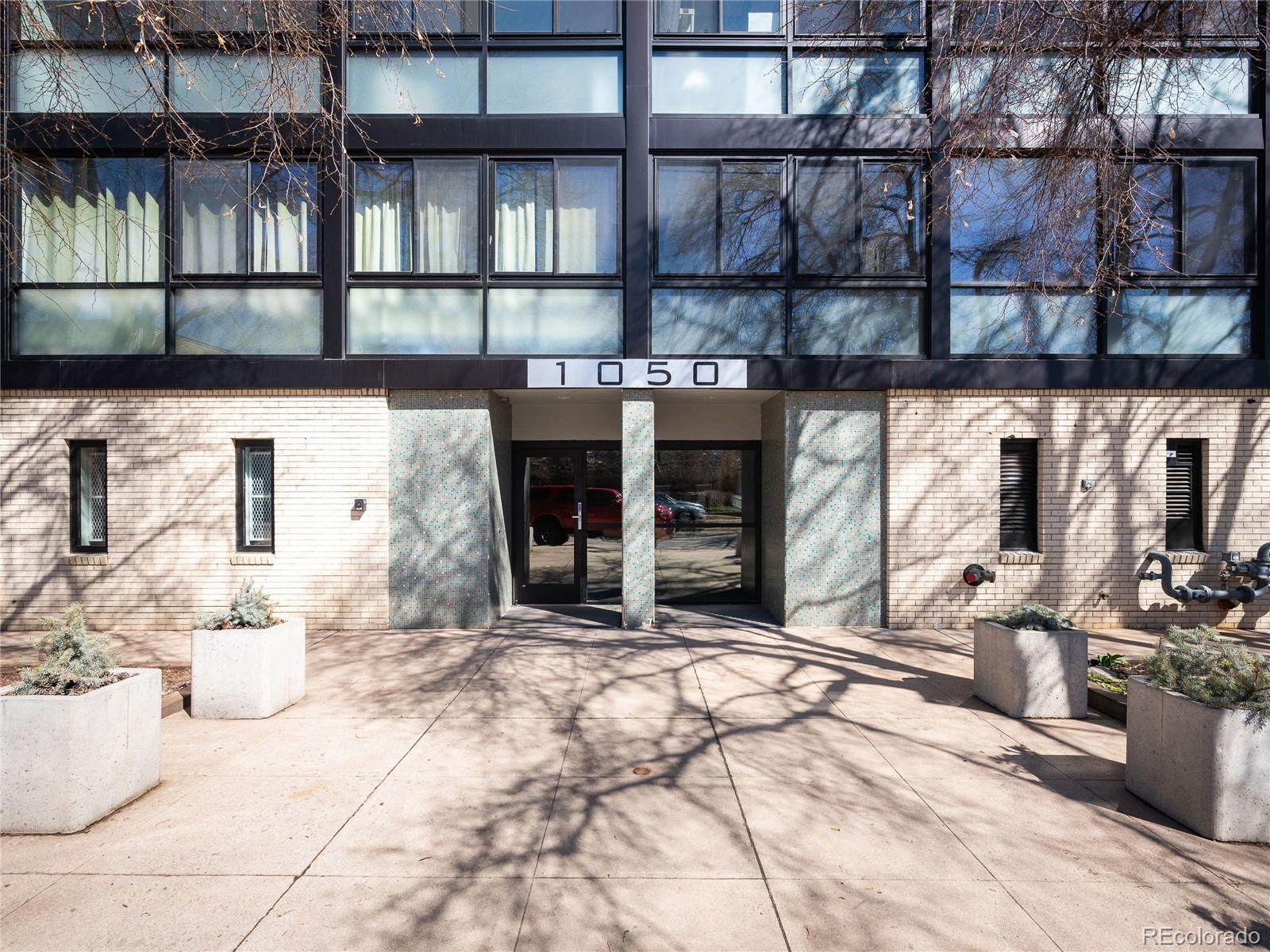 1050 N Corona Street Unit: 204