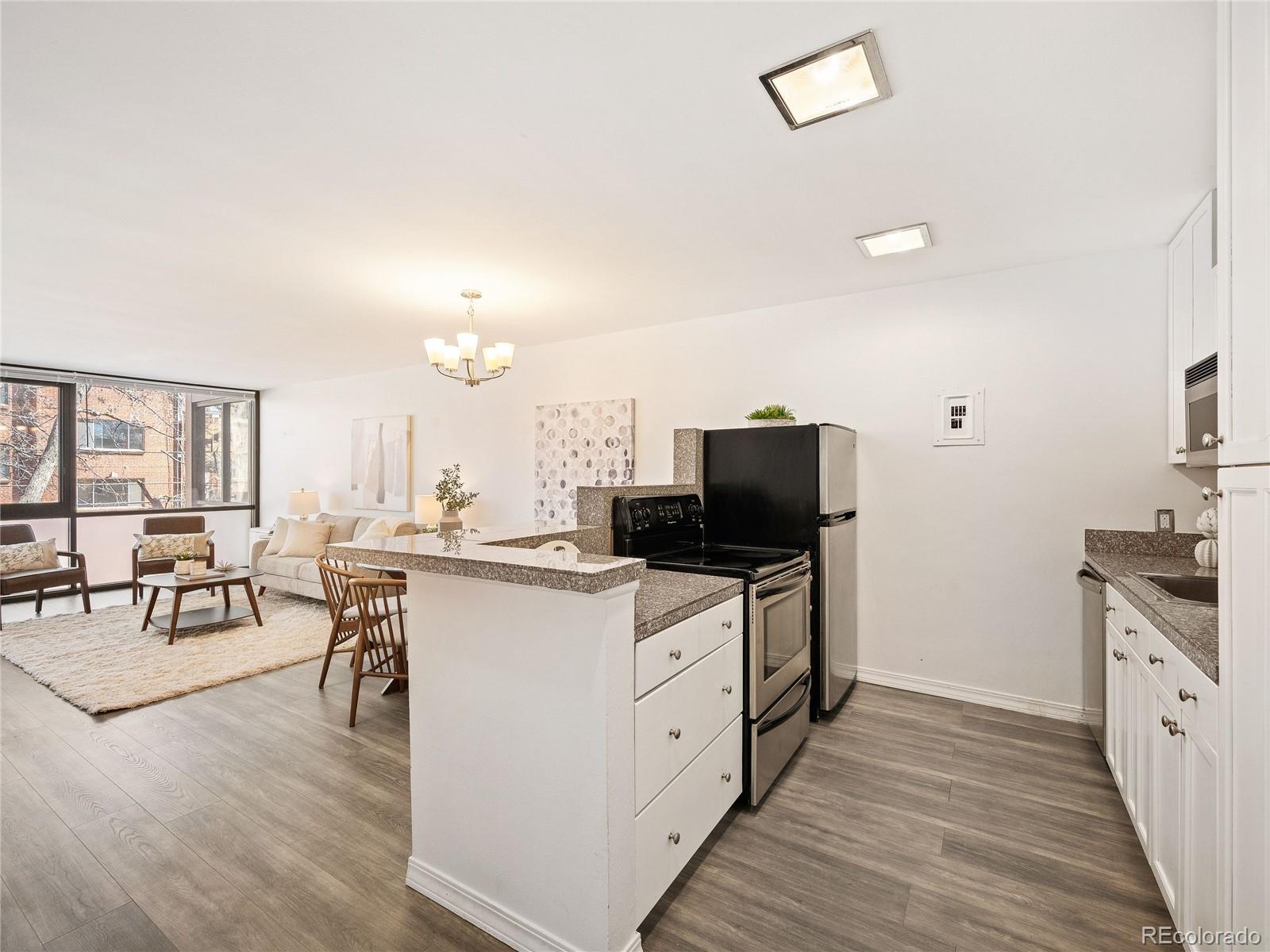 1050 N Corona Street Unit: 204