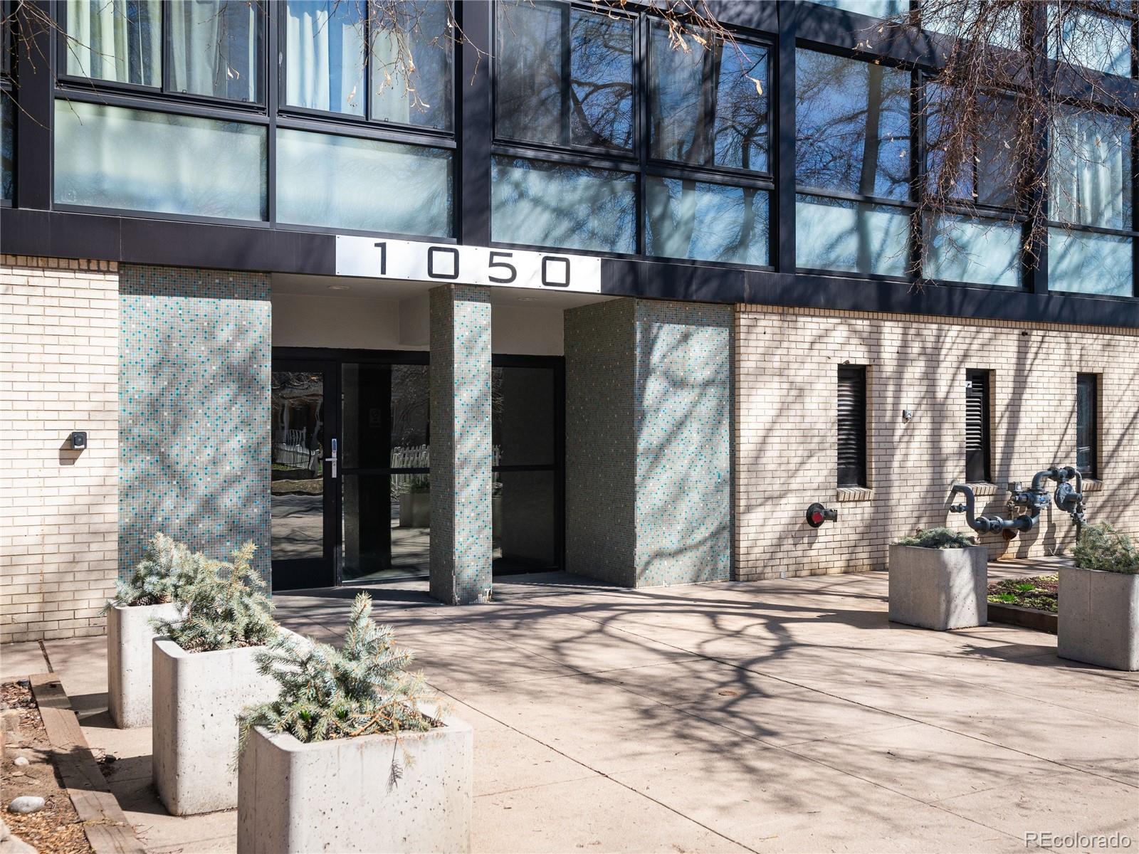 1050 N Corona Street Unit: 204