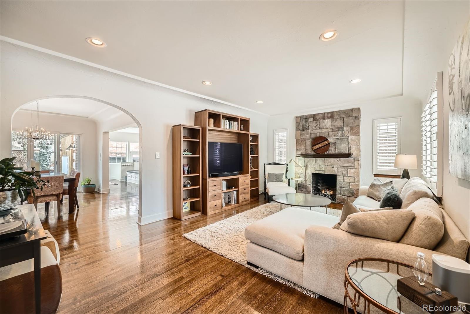340 Dahlia Street