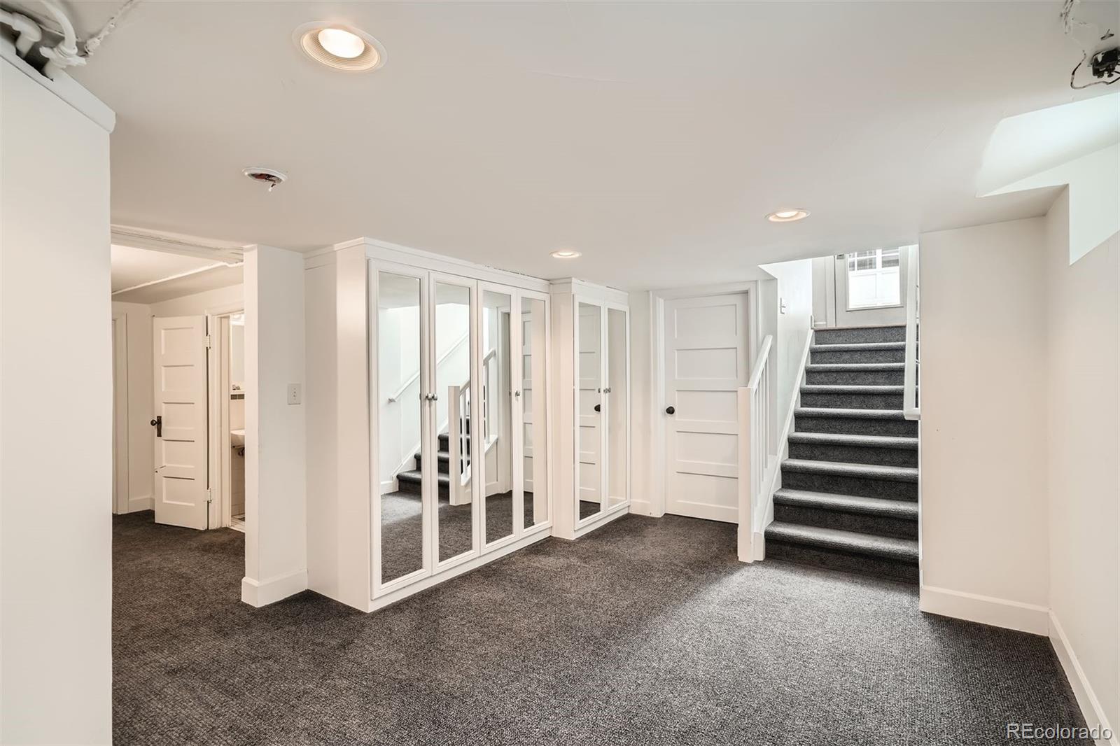 340 Dahlia Street