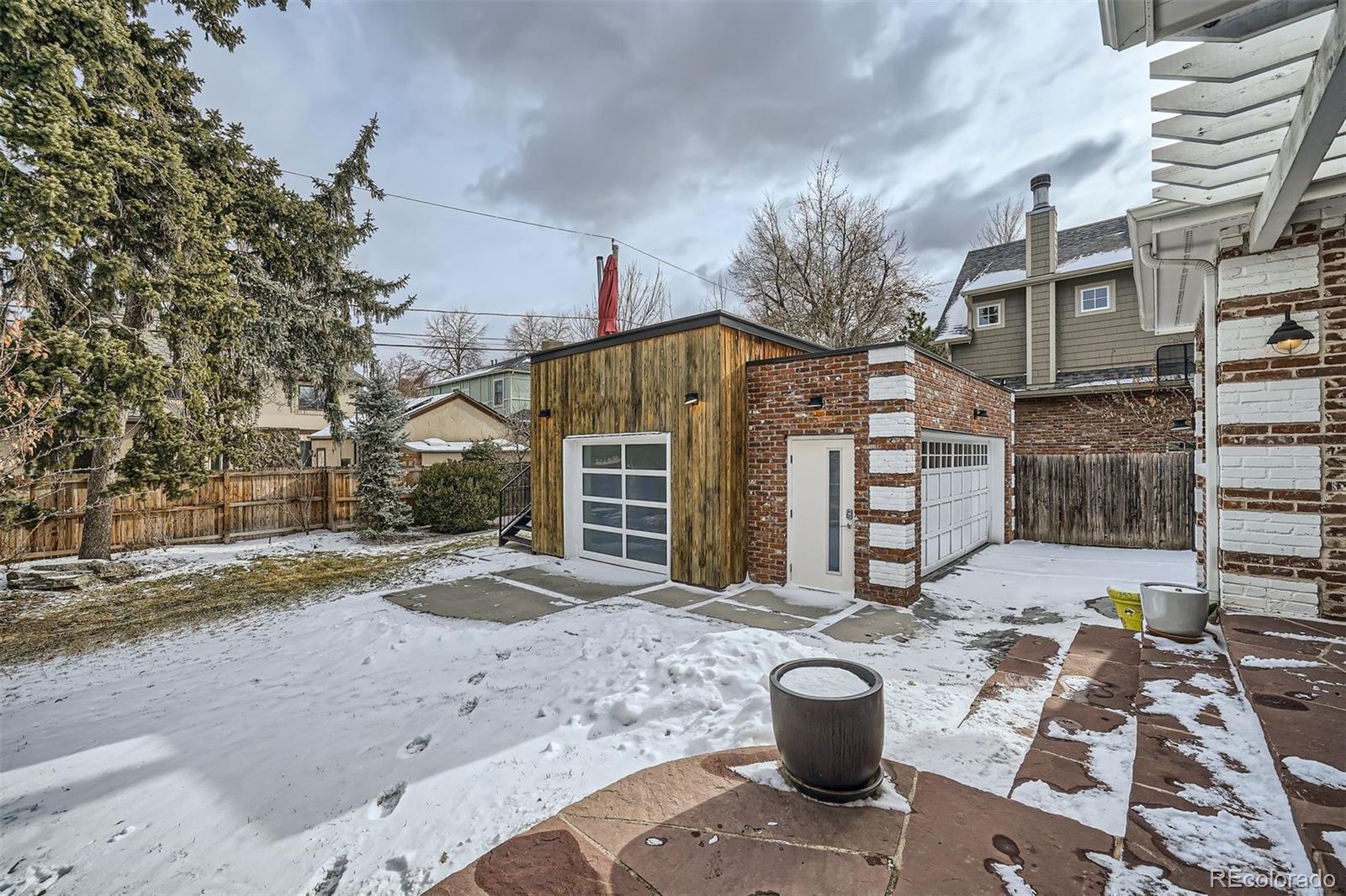 340 Dahlia Street