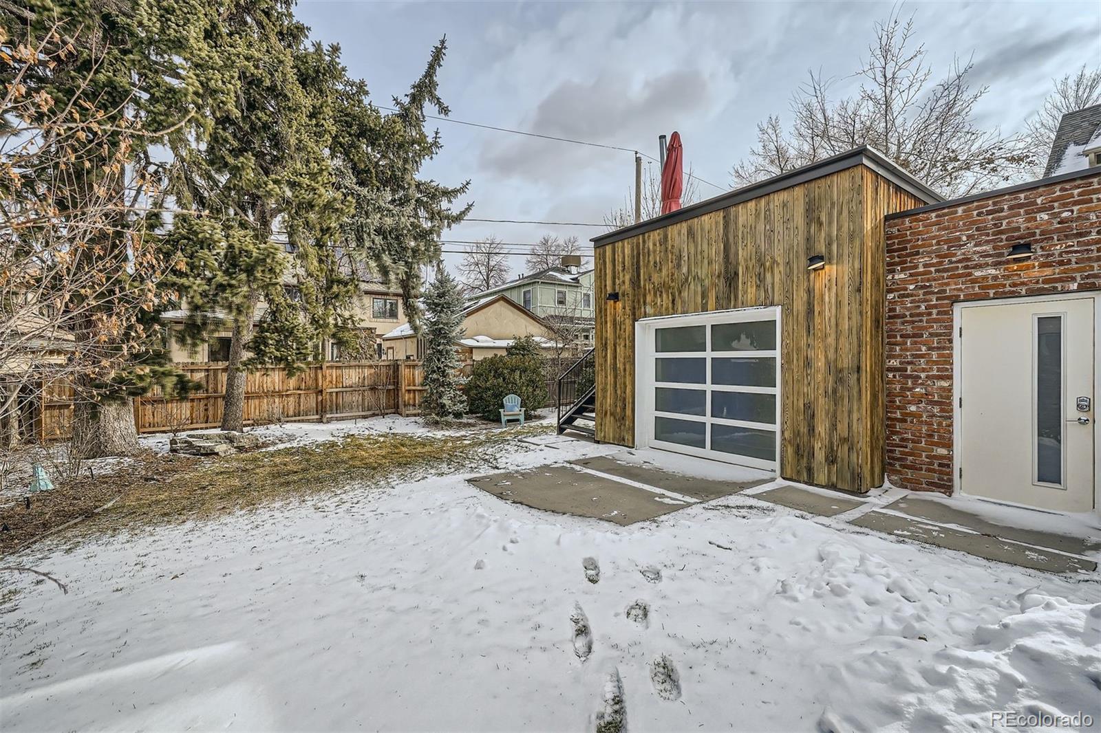 340 Dahlia Street