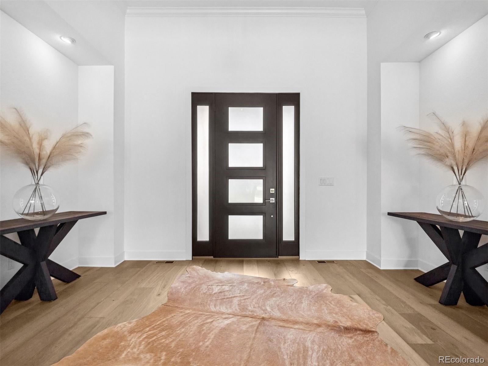 9676 Elizabeth Street