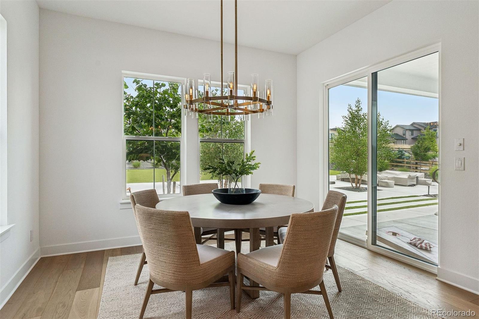 9676 Elizabeth Street