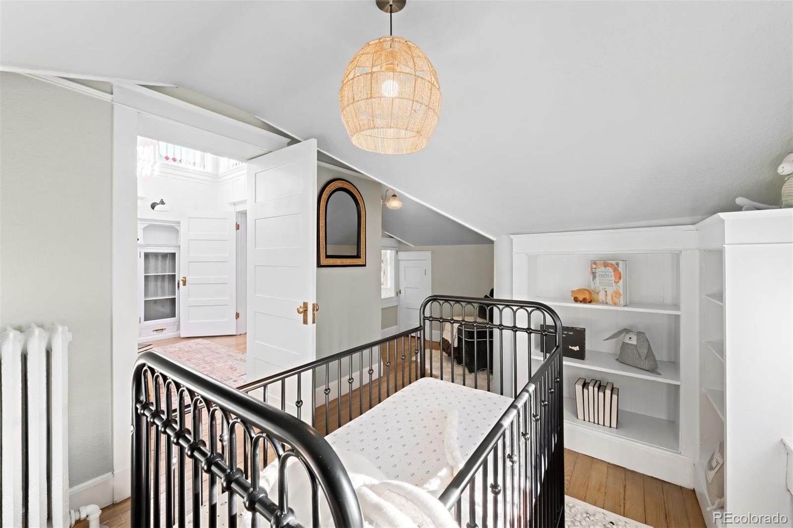 2550 W 43rd Avenue