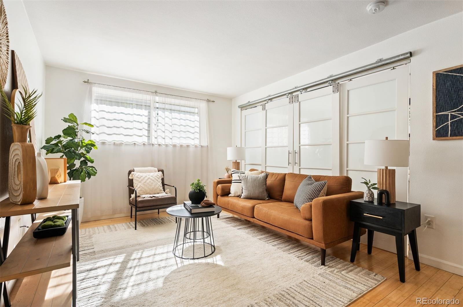 1032 N Clarkson Street Unit: 104