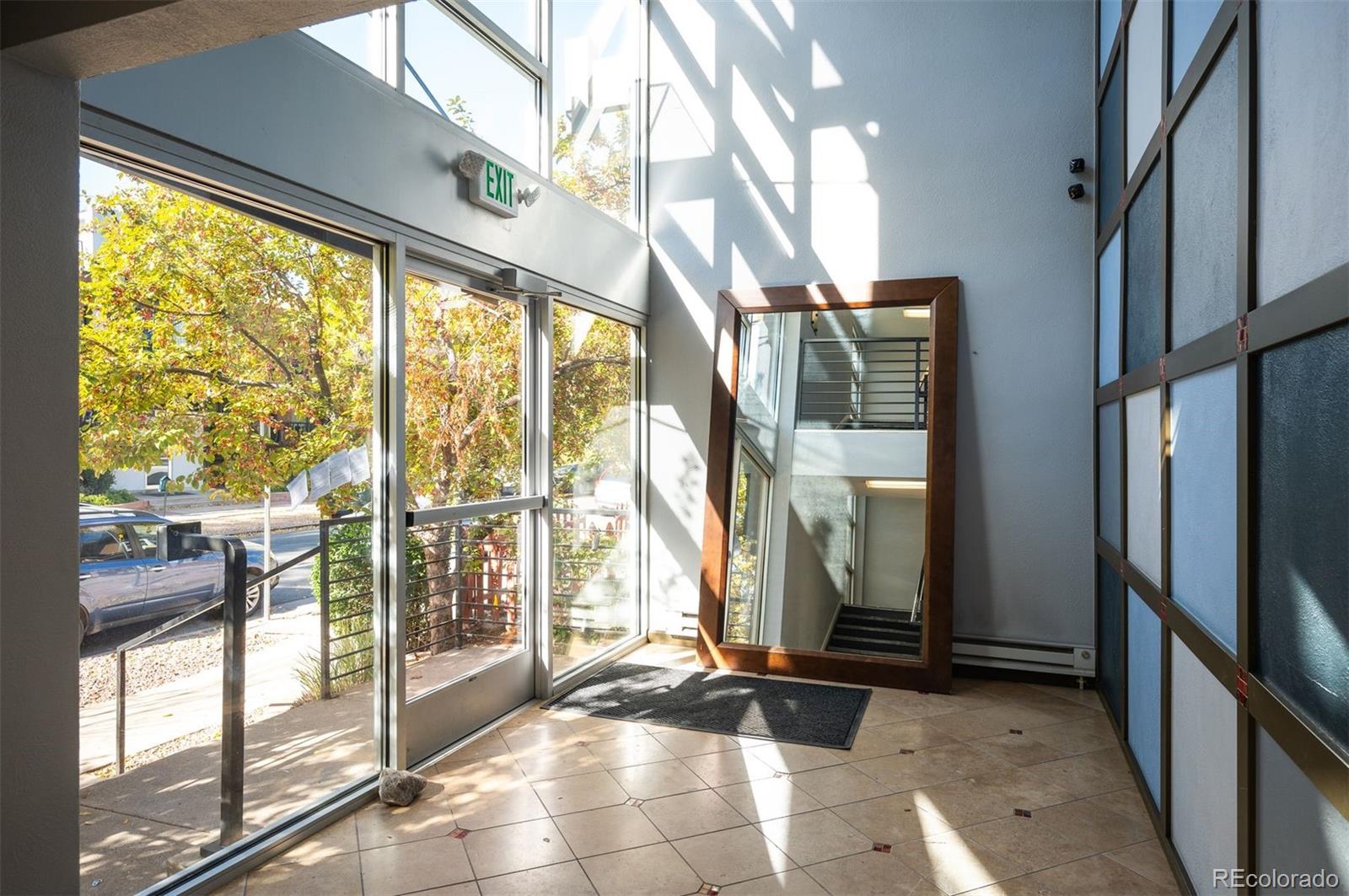 1032 N Clarkson Street Unit: 104
