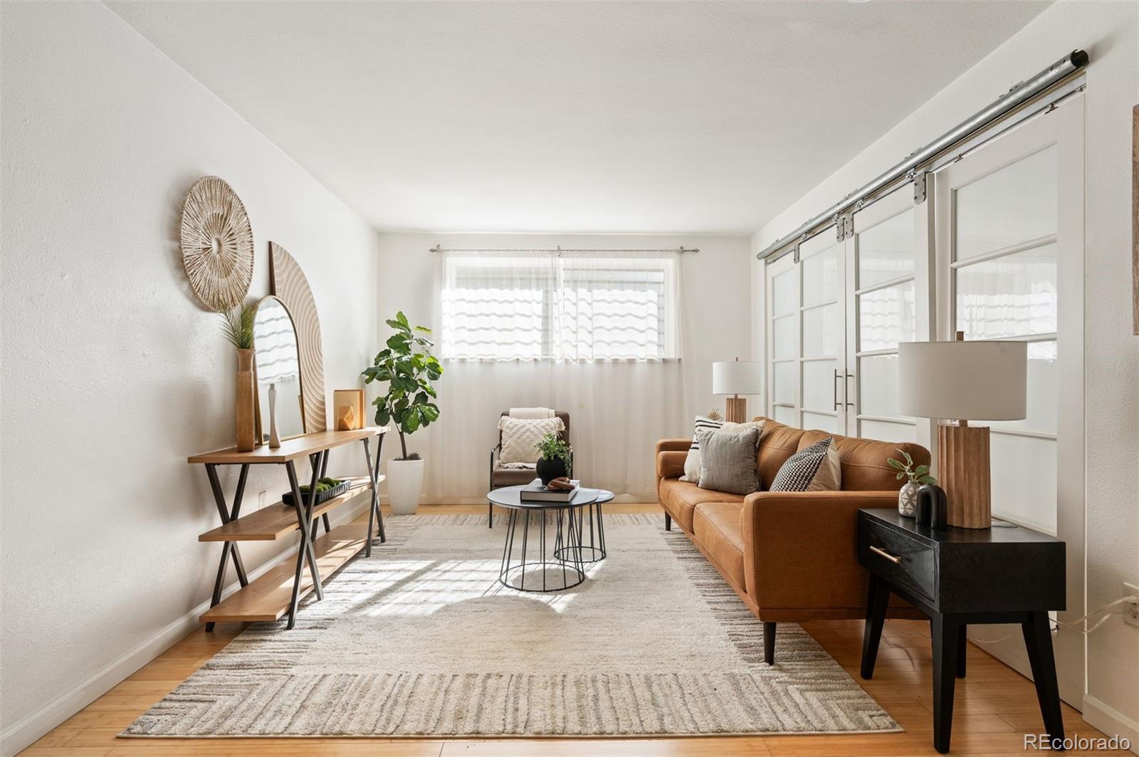 1032 N Clarkson Street Unit: 104