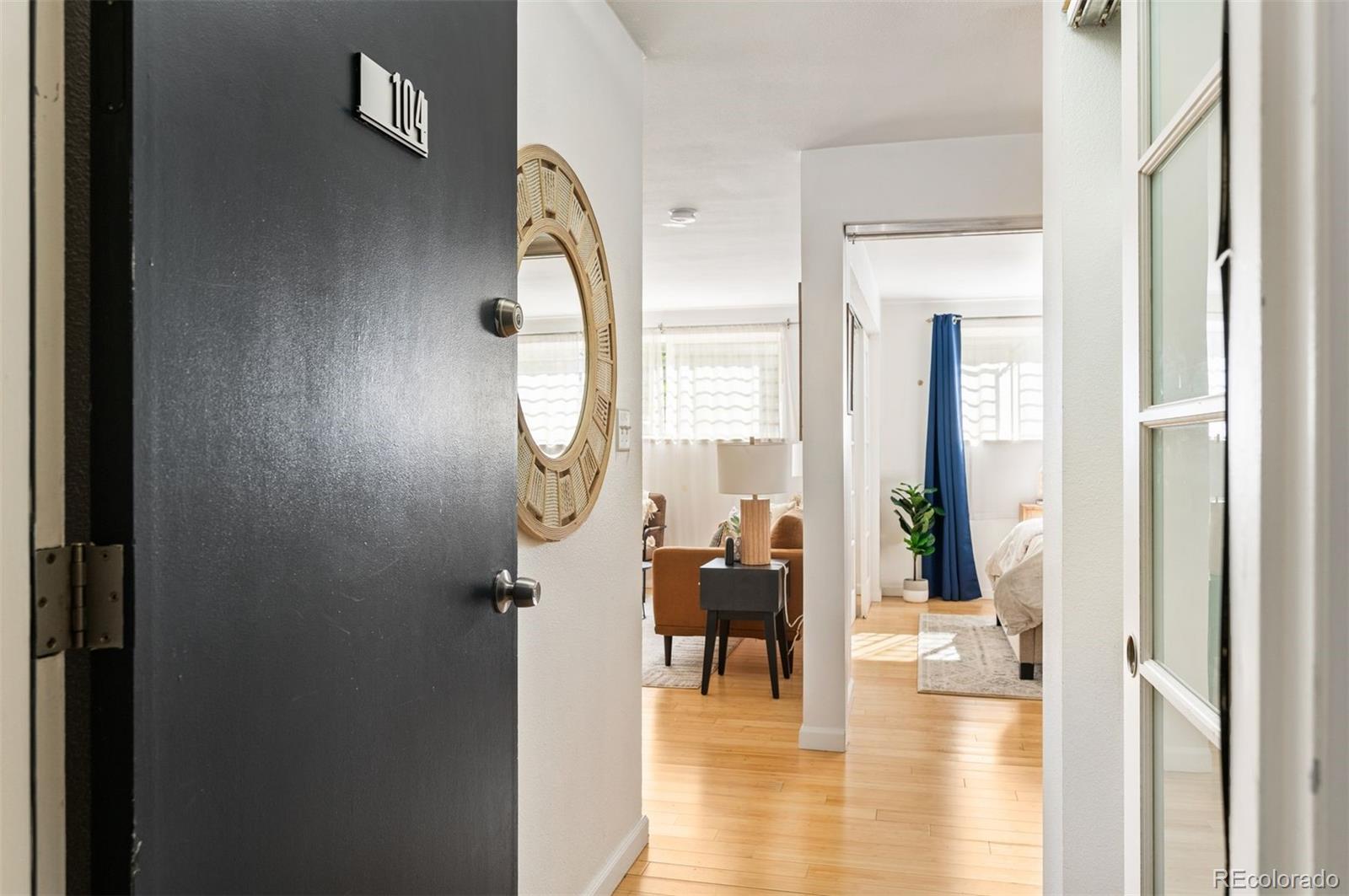 1032 N Clarkson Street Unit: 104