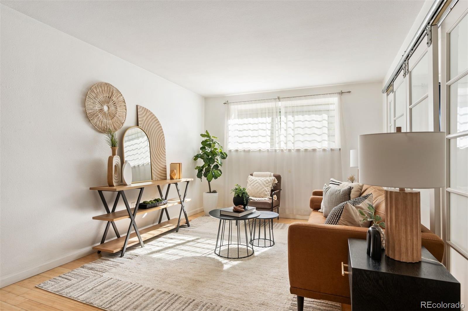 1032 N Clarkson Street Unit: 104