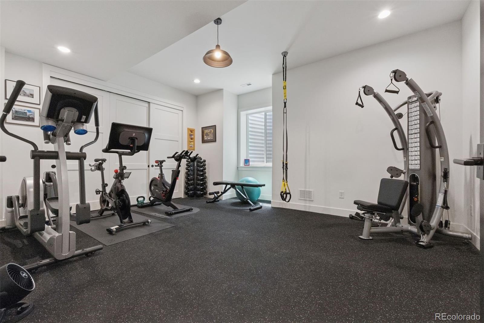 2419 S Clayton Street