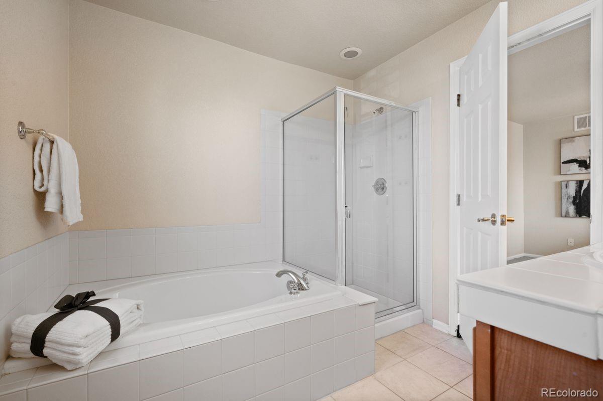 7036 S Gun Club Court