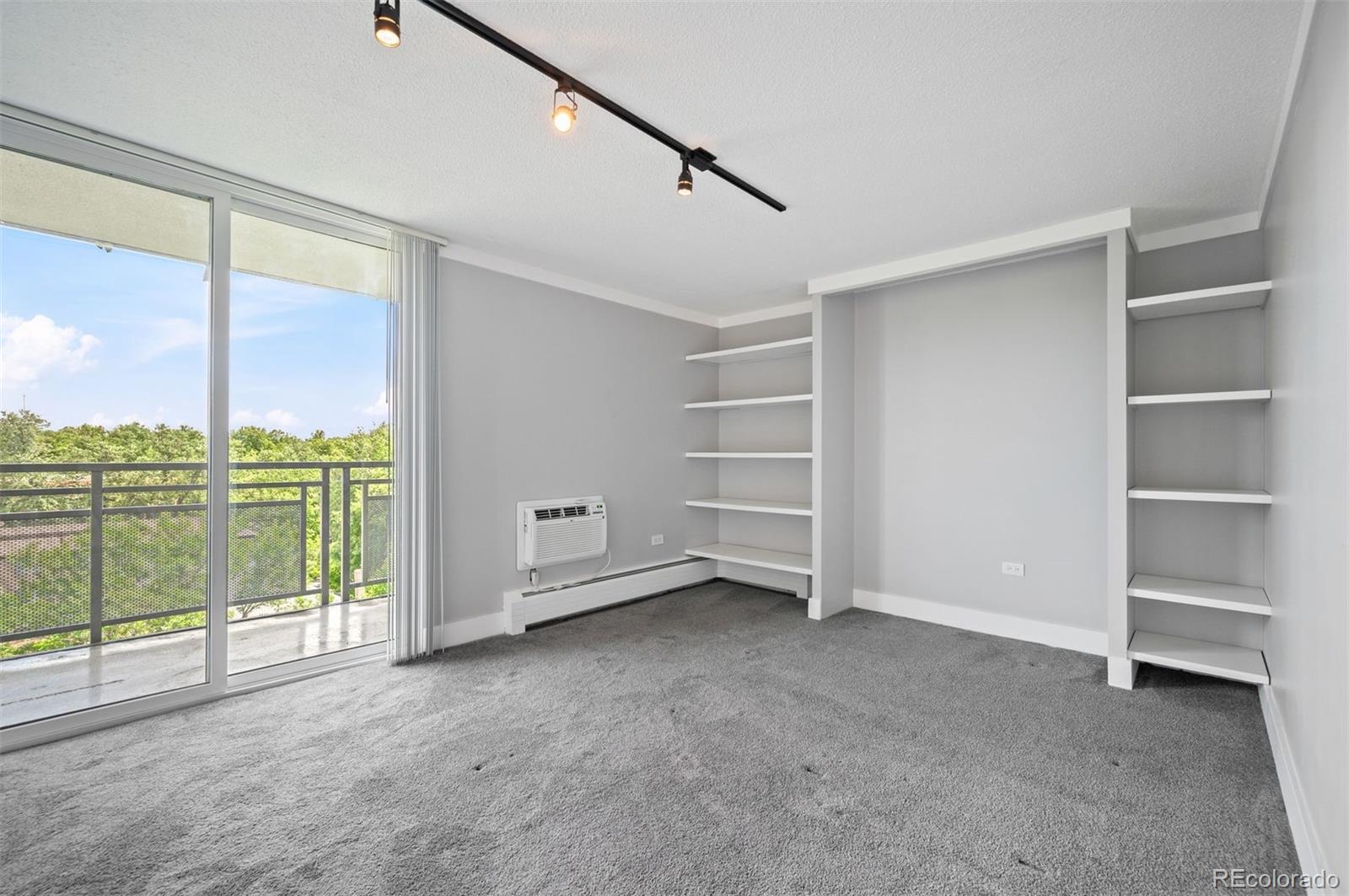 909 N Lafayette Street Unit: 702