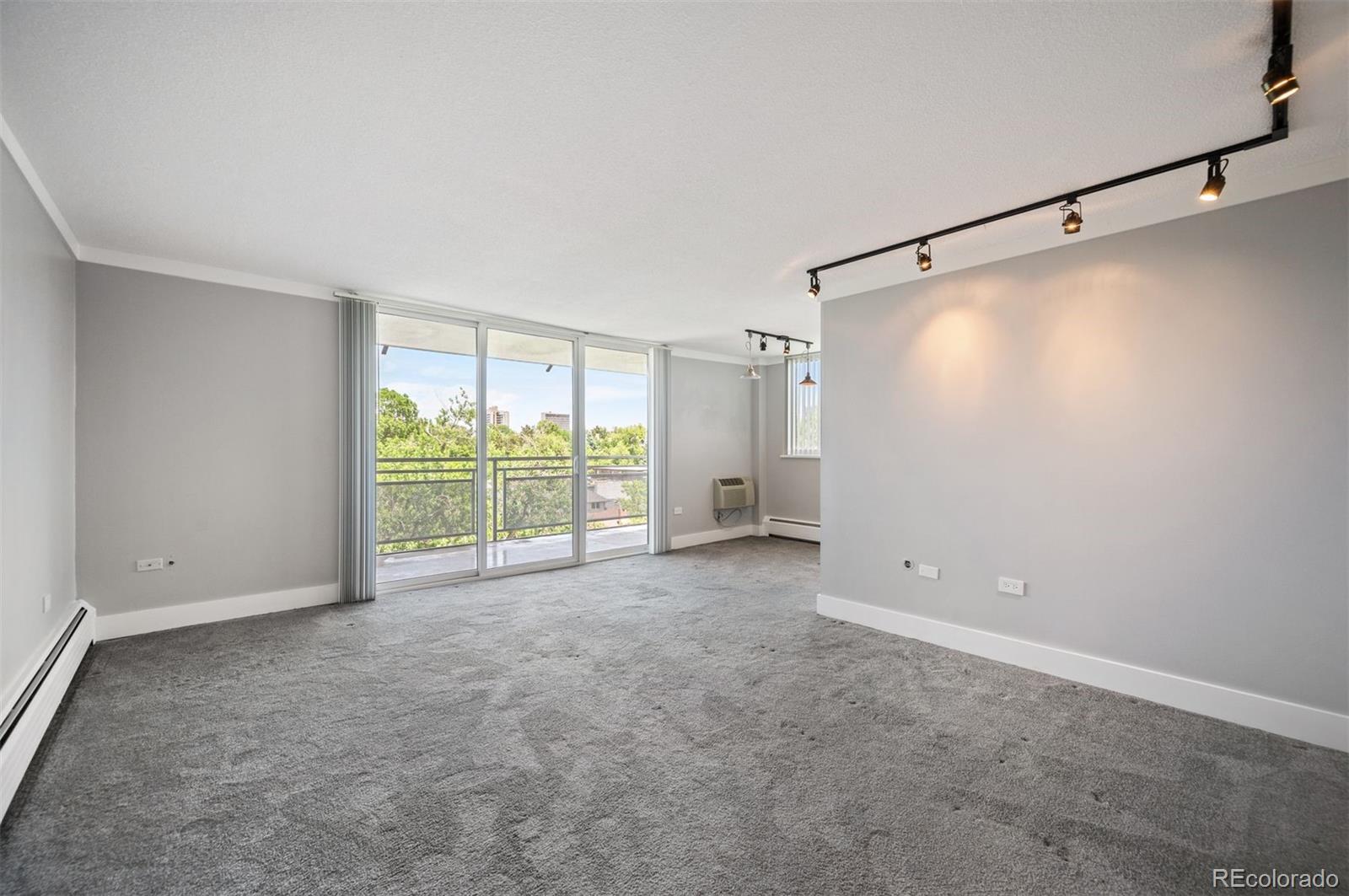 909 N Lafayette Street Unit: 702