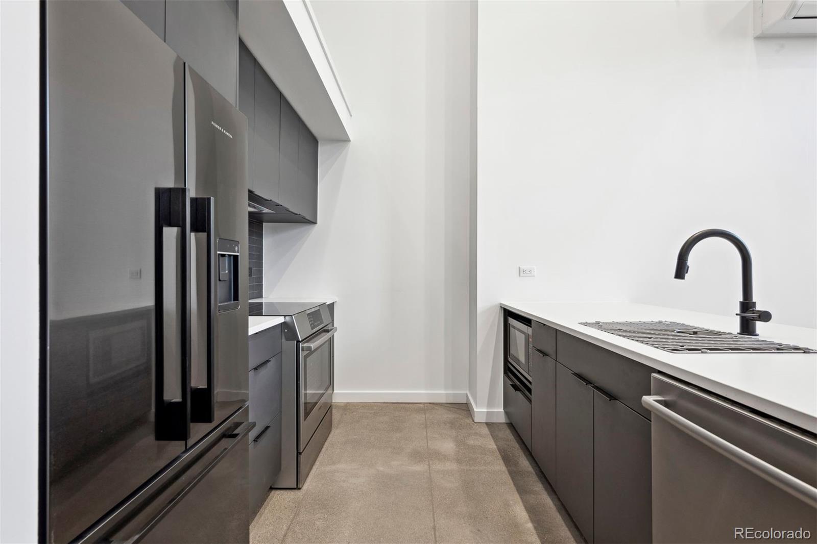 1601 Park Avenue Unit: 110