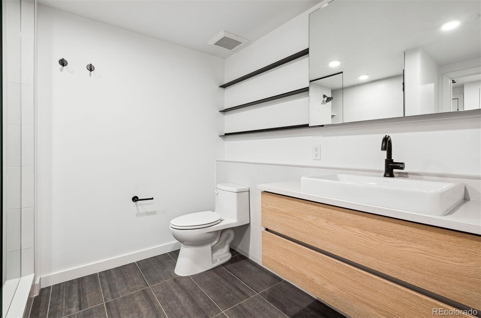 1601 Park Avenue Unit: 110