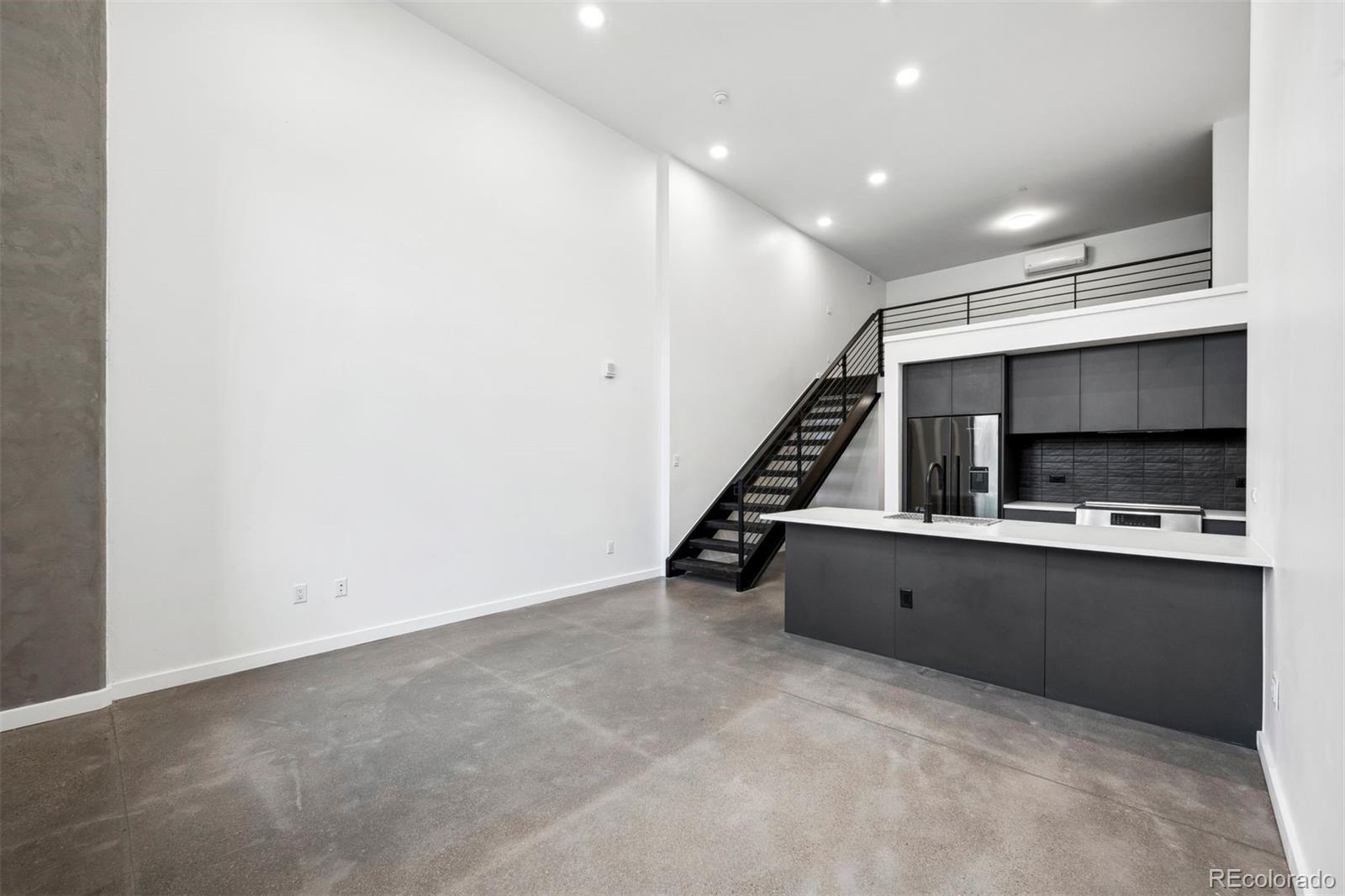 1601 Park Avenue Unit: 110