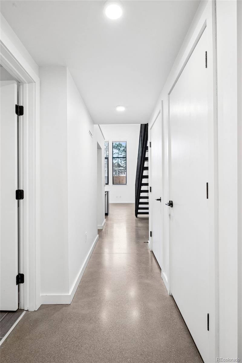 1601 Park Avenue Unit: 110