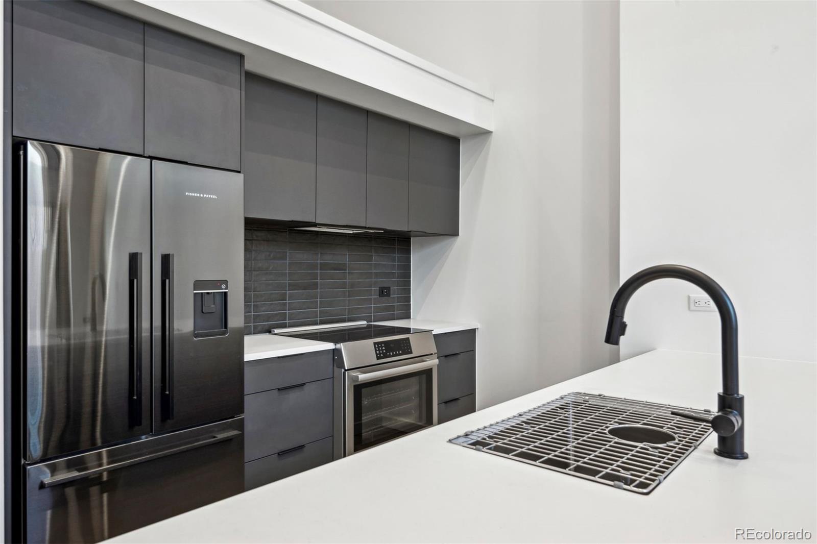 1601 Park Avenue Unit: 110
