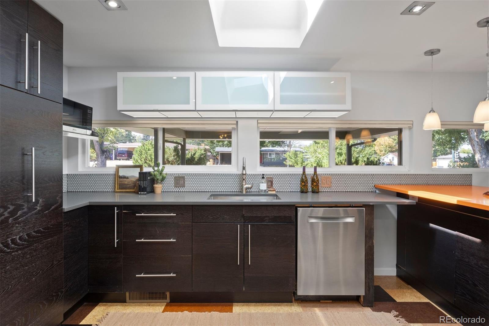 2710 S Lowell Boulevard