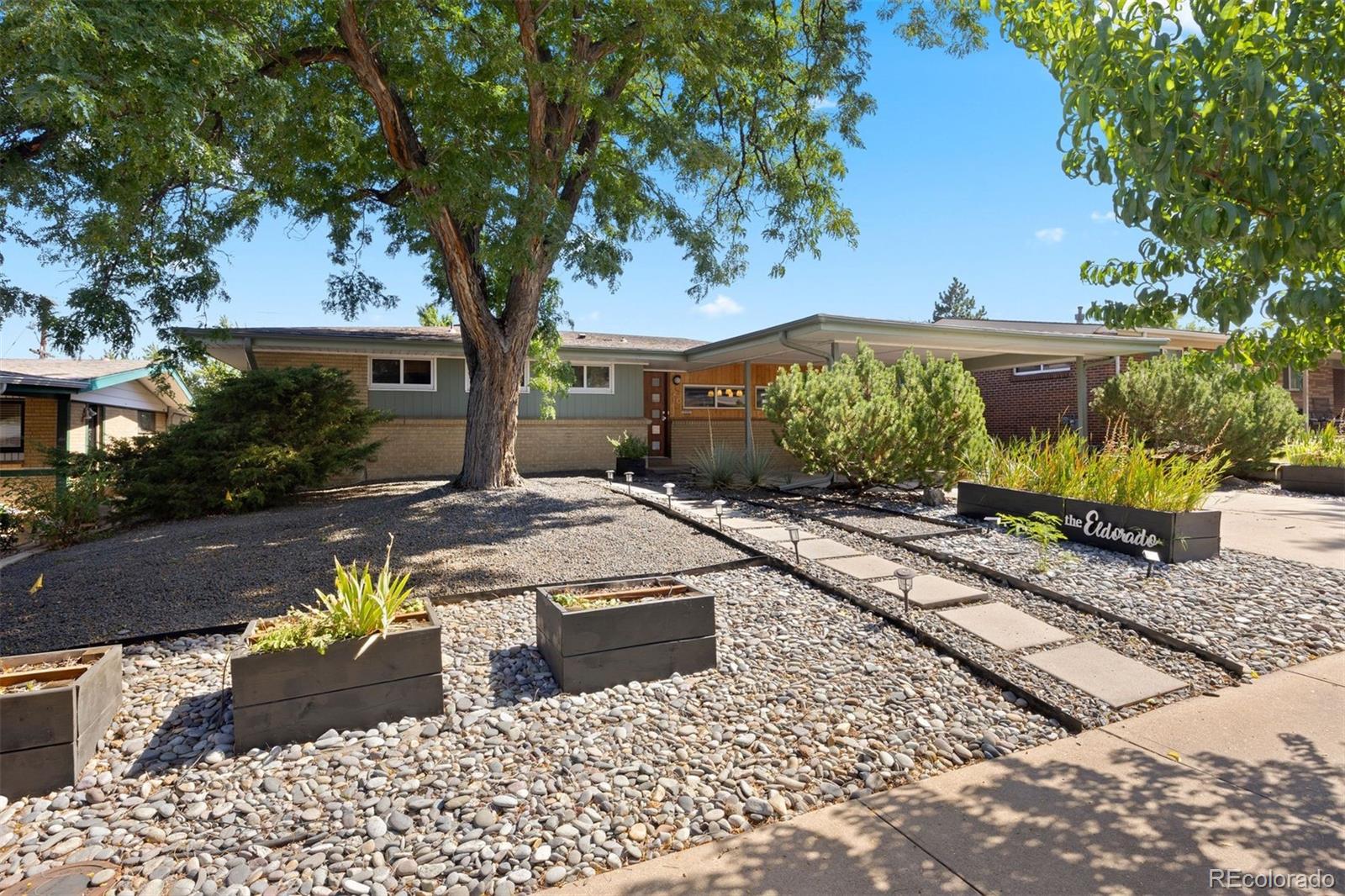 2710 S Lowell Boulevard