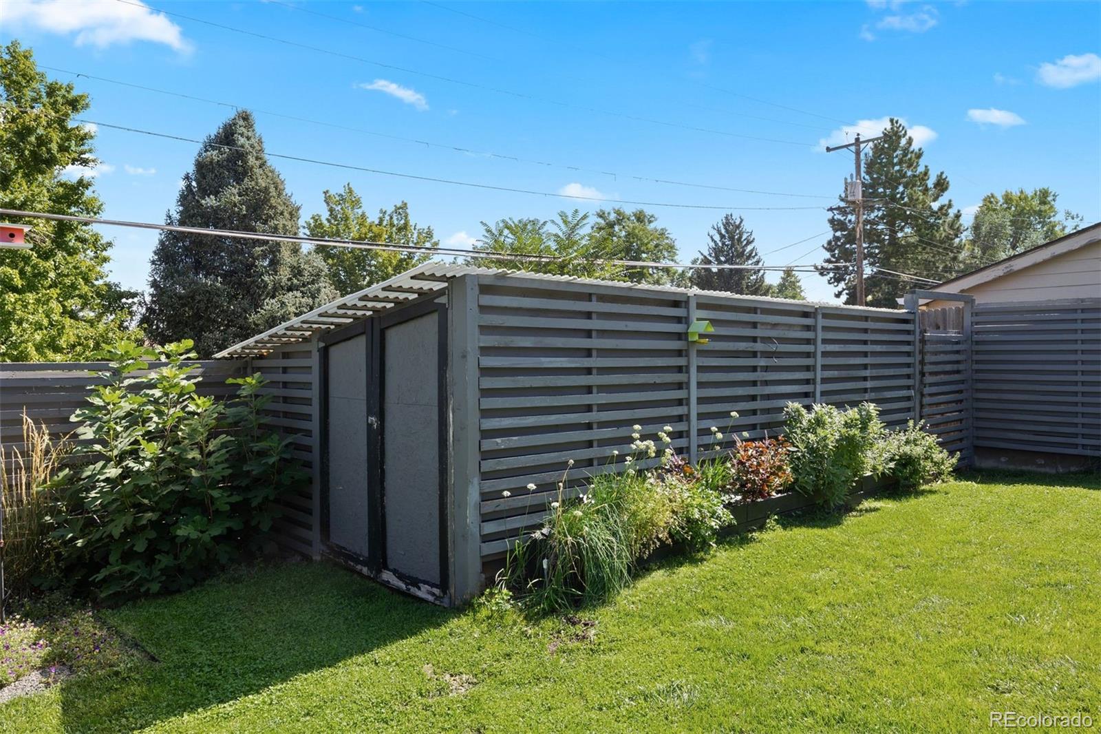 2710 S Lowell Boulevard