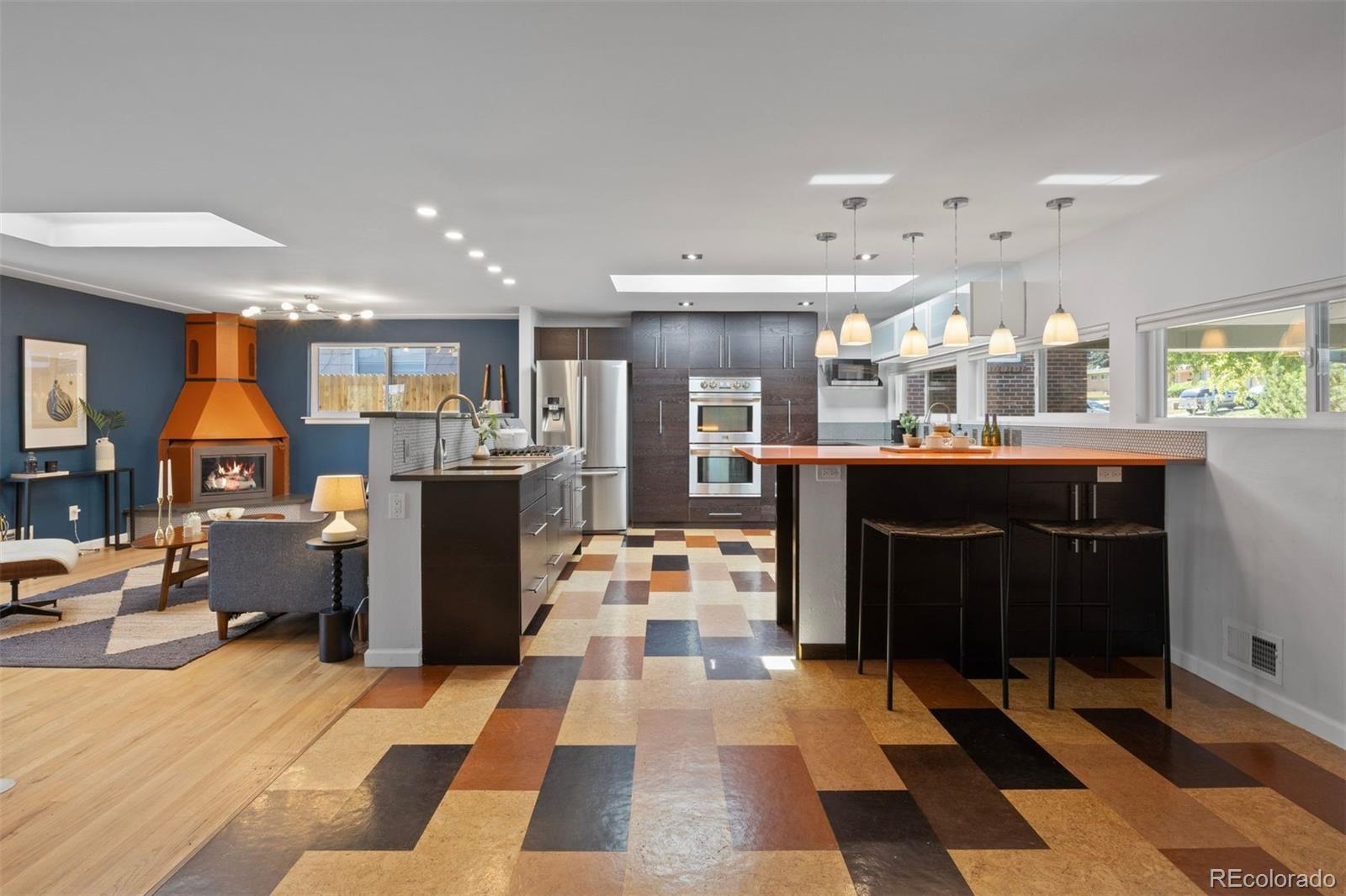 2710 S Lowell Boulevard