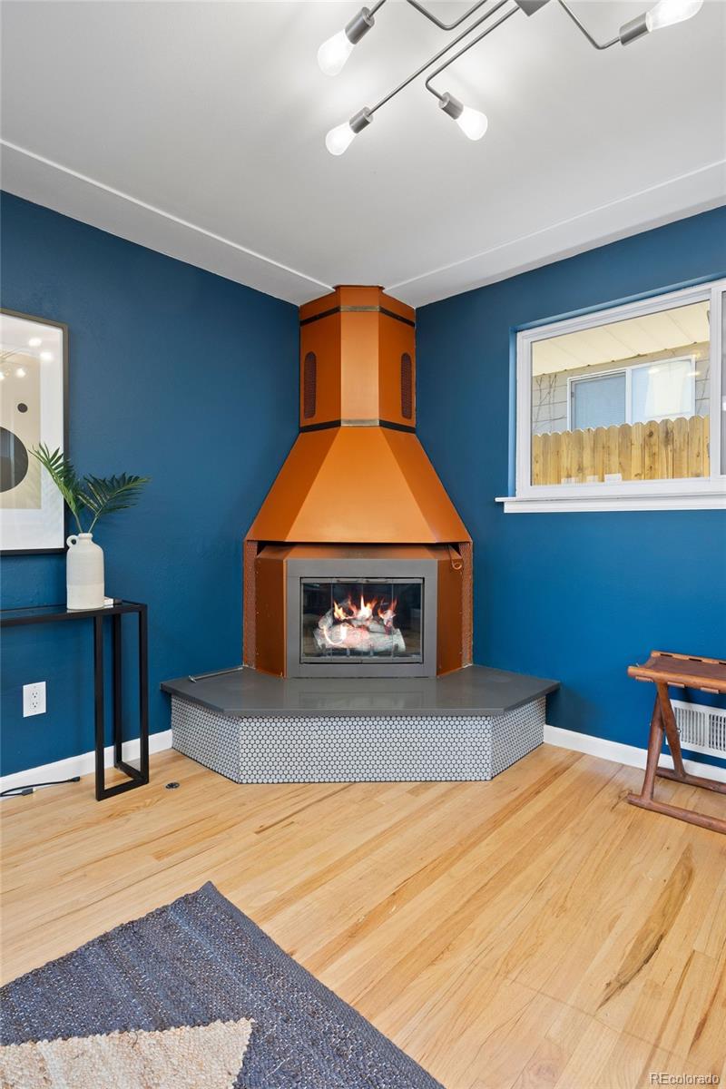 2710 S Lowell Boulevard