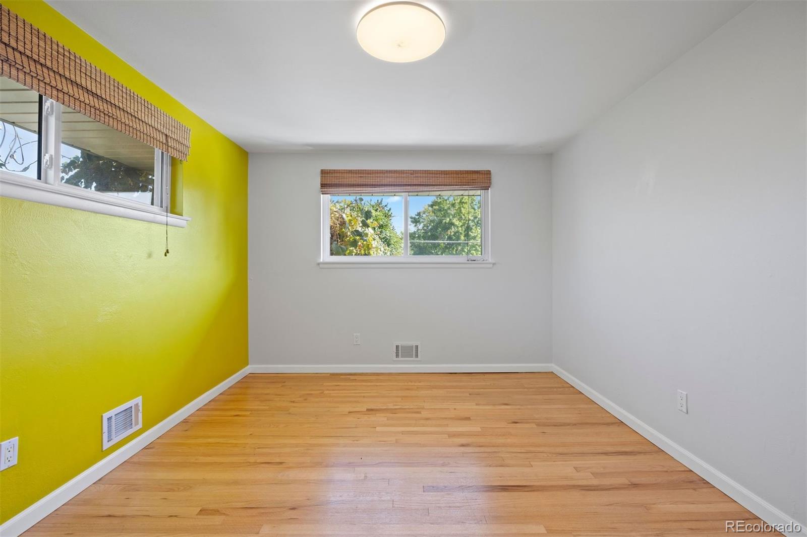 2710 S Lowell Boulevard