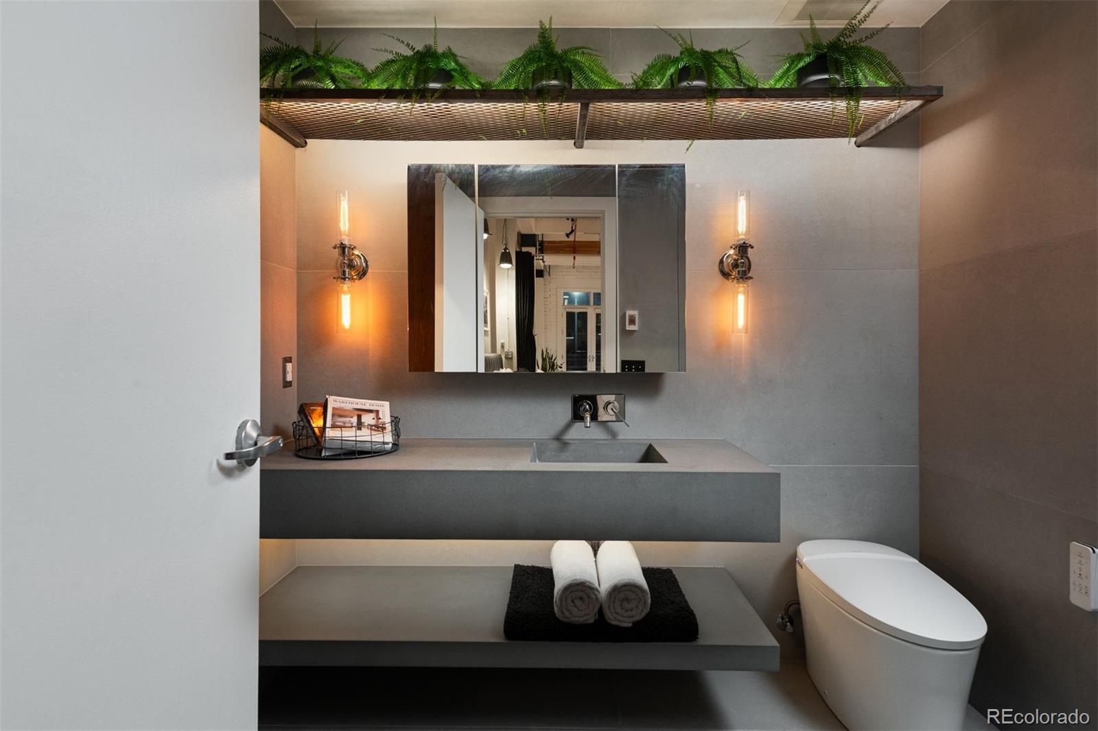 2955 Inca Street Unit: 2F