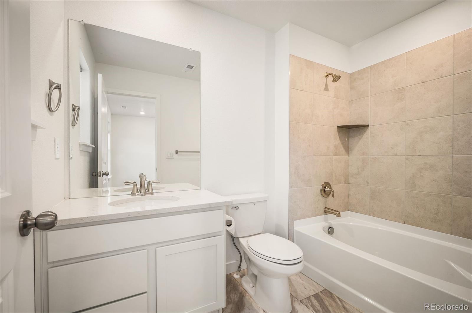 15782 W Eureka Avenue