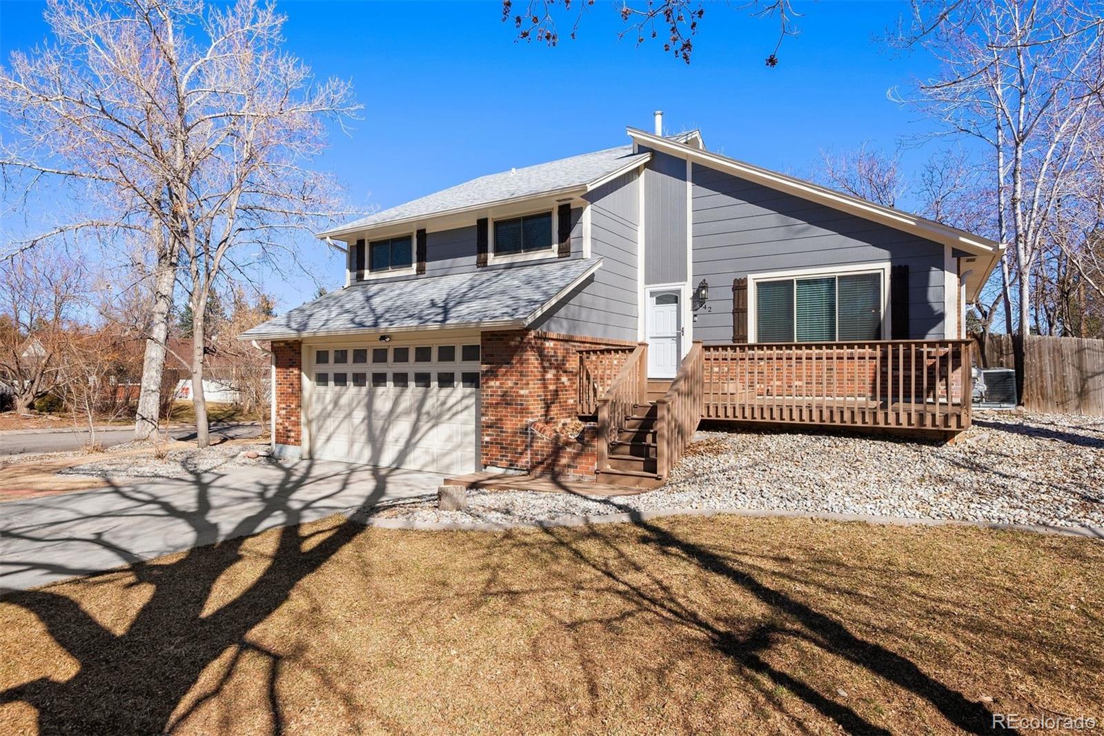 642 Deframe Court