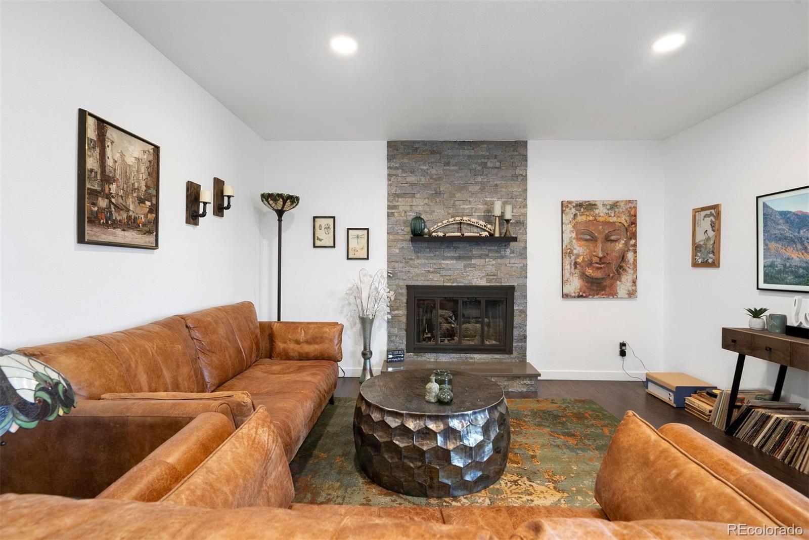 642 Deframe Court