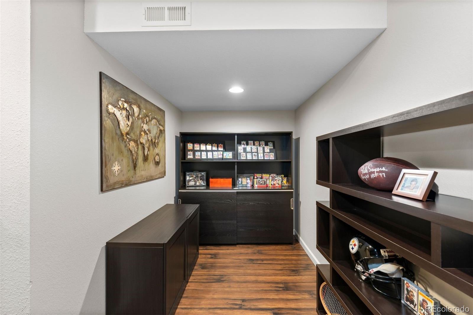 64 S Rosemary Street