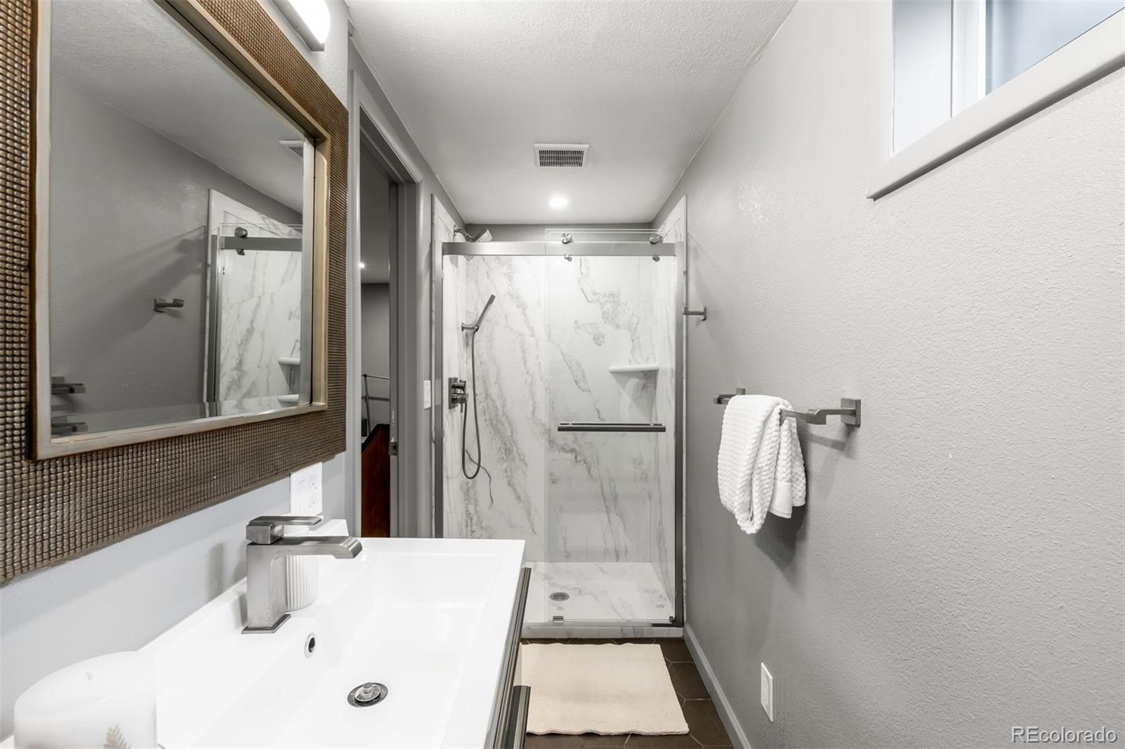 1448 S Oneida Street