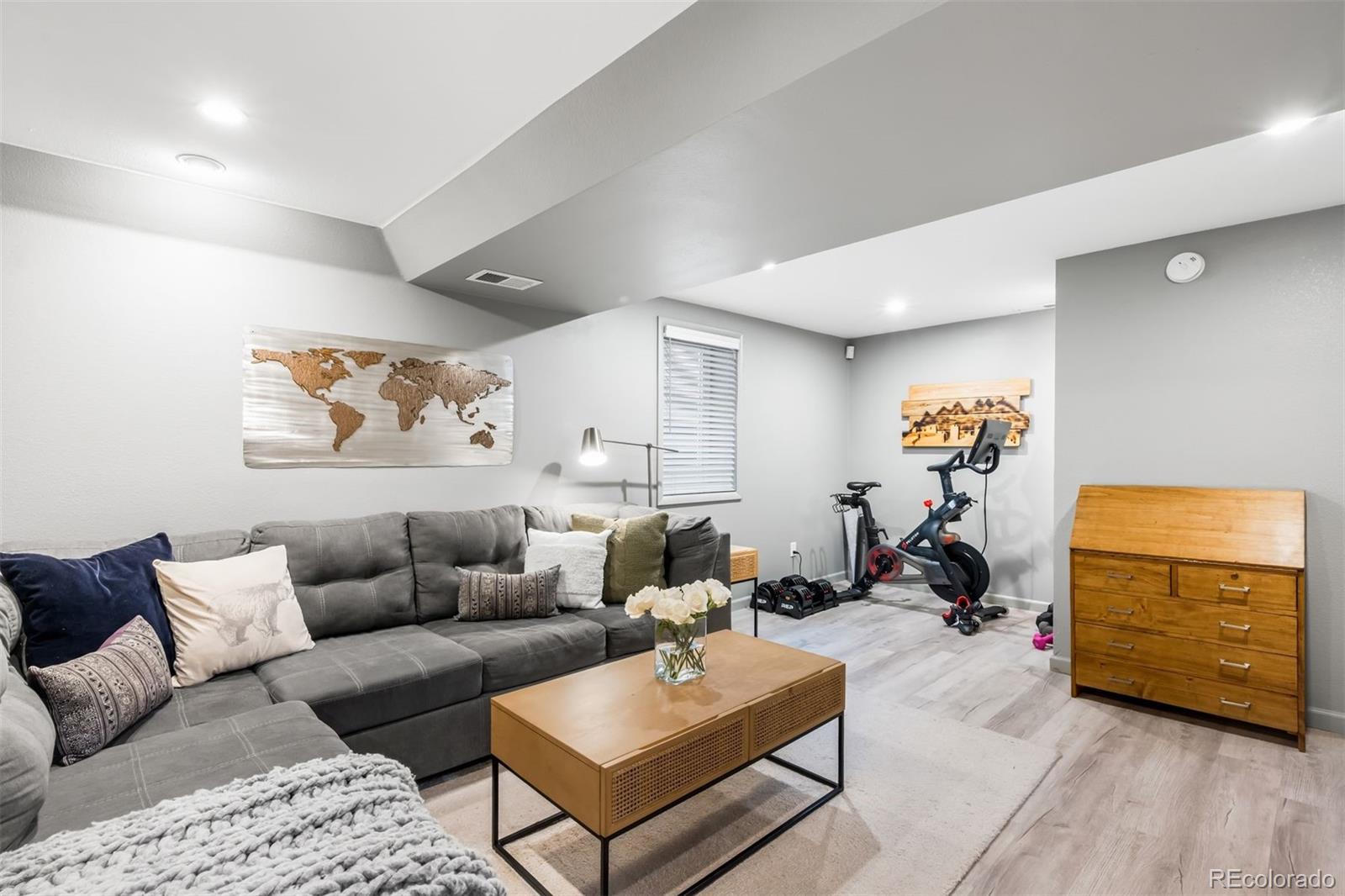 1448 S Oneida Street