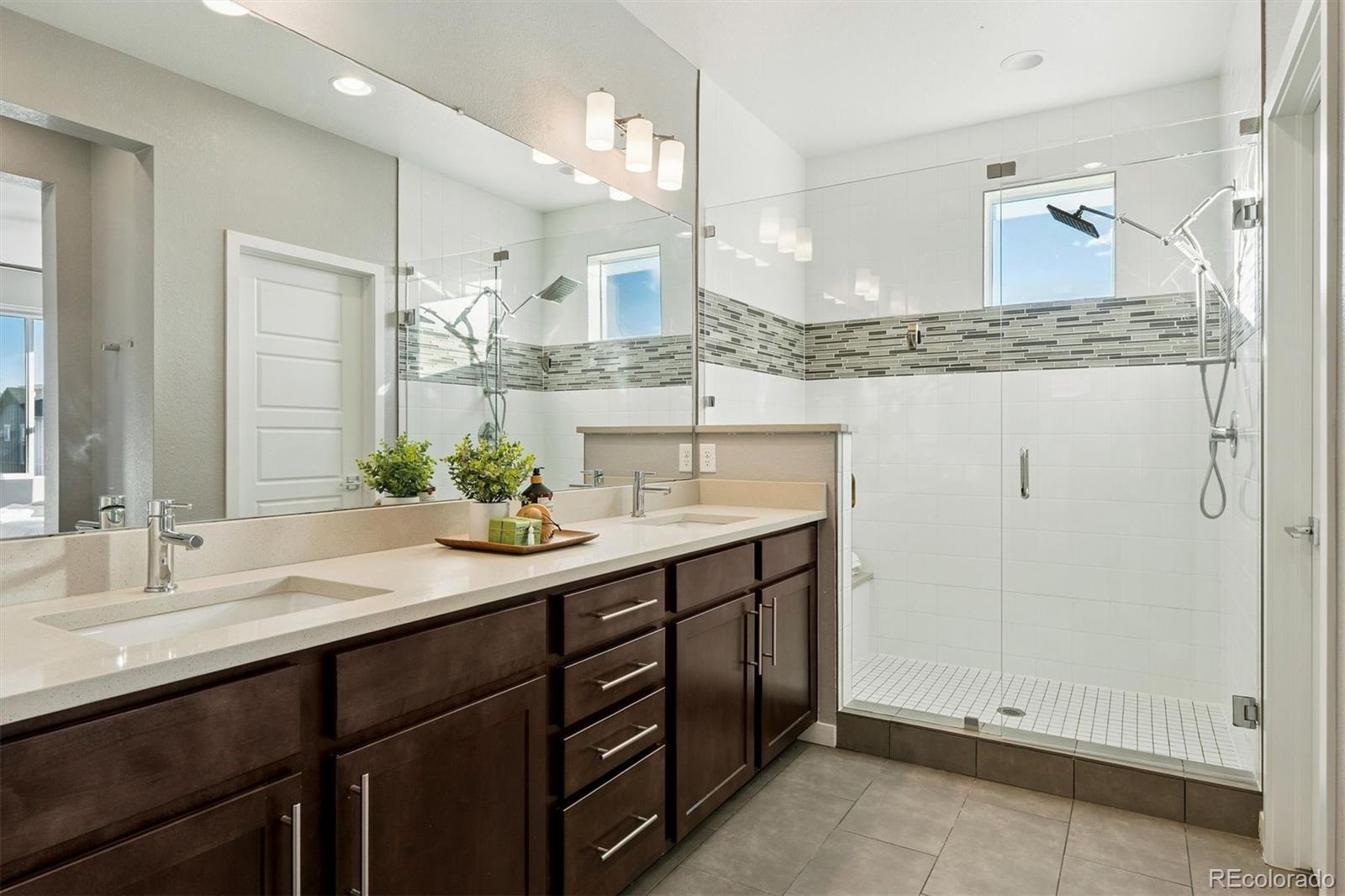 8872 Southurst Street