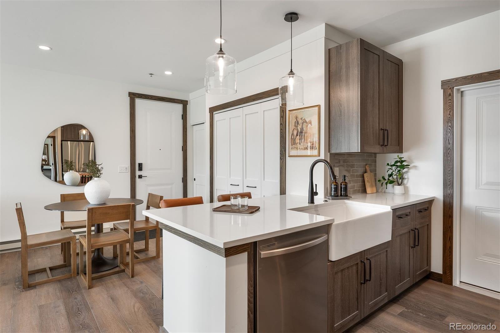 340 Sterling Loop Unit: 1