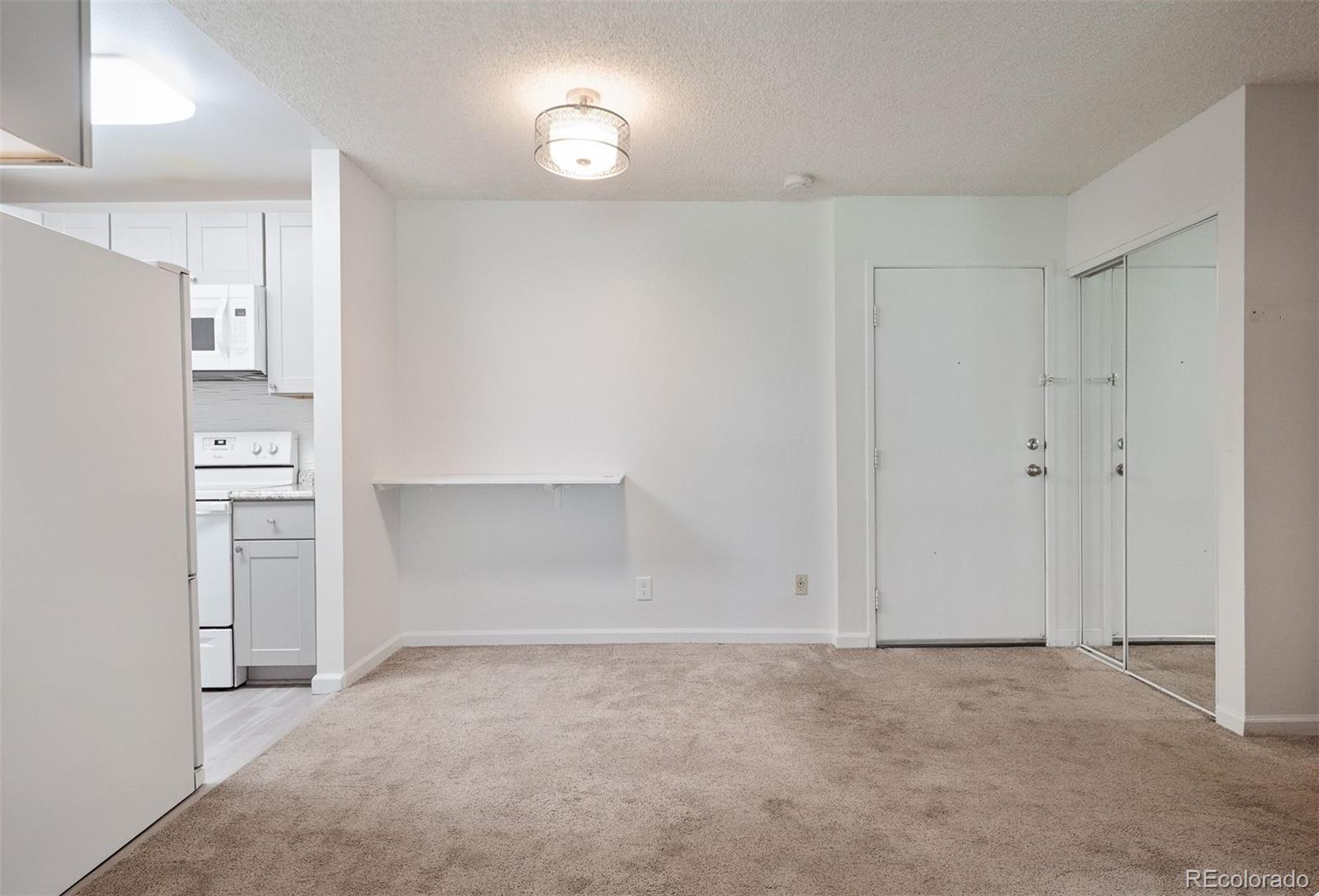 860 W Moorhead Circle Unit: 2H