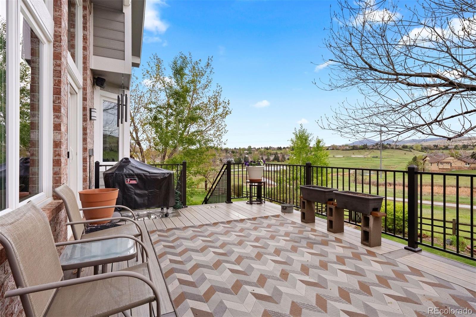 6656 S Oak Circle