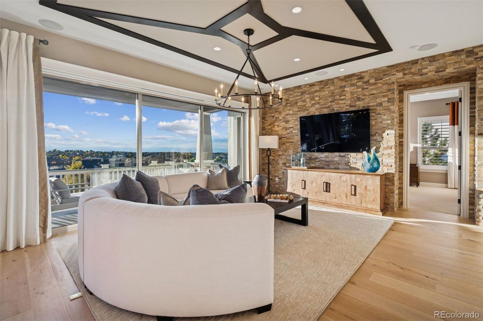 8363 S Winnipeg Court