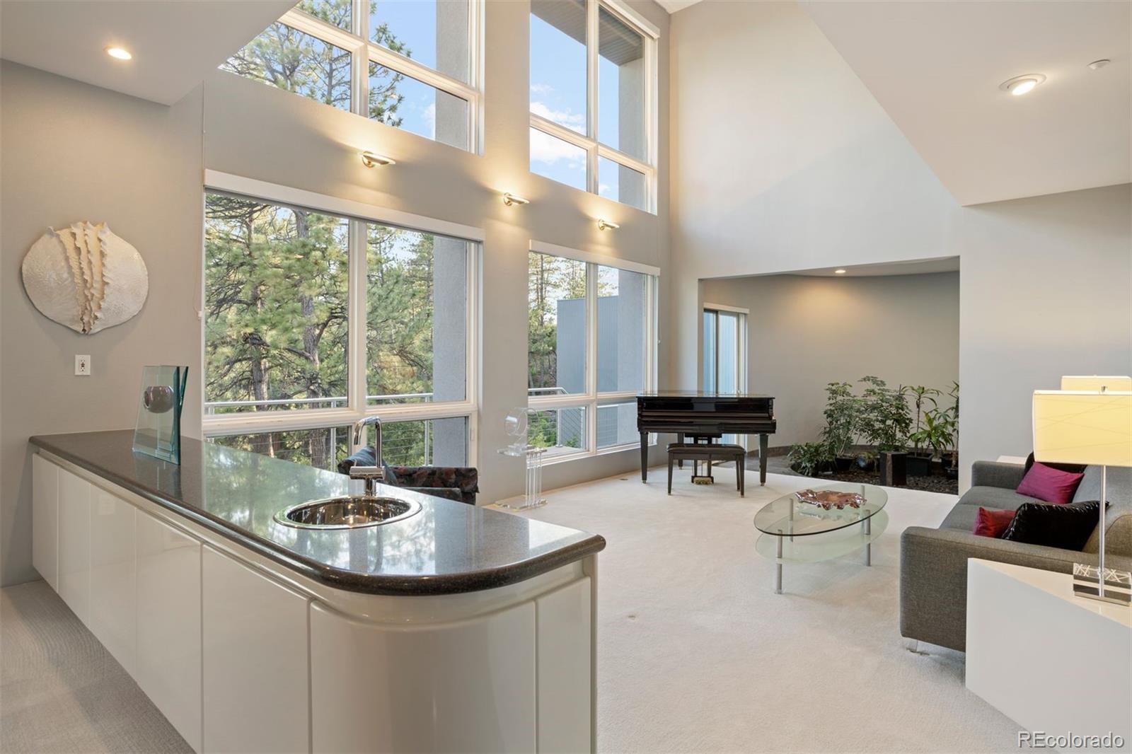 7 Elk Pointe Lane