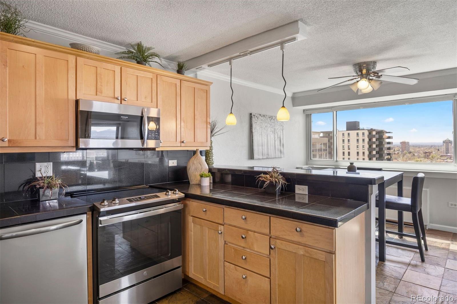 909 N Logan Street Unit: 11A