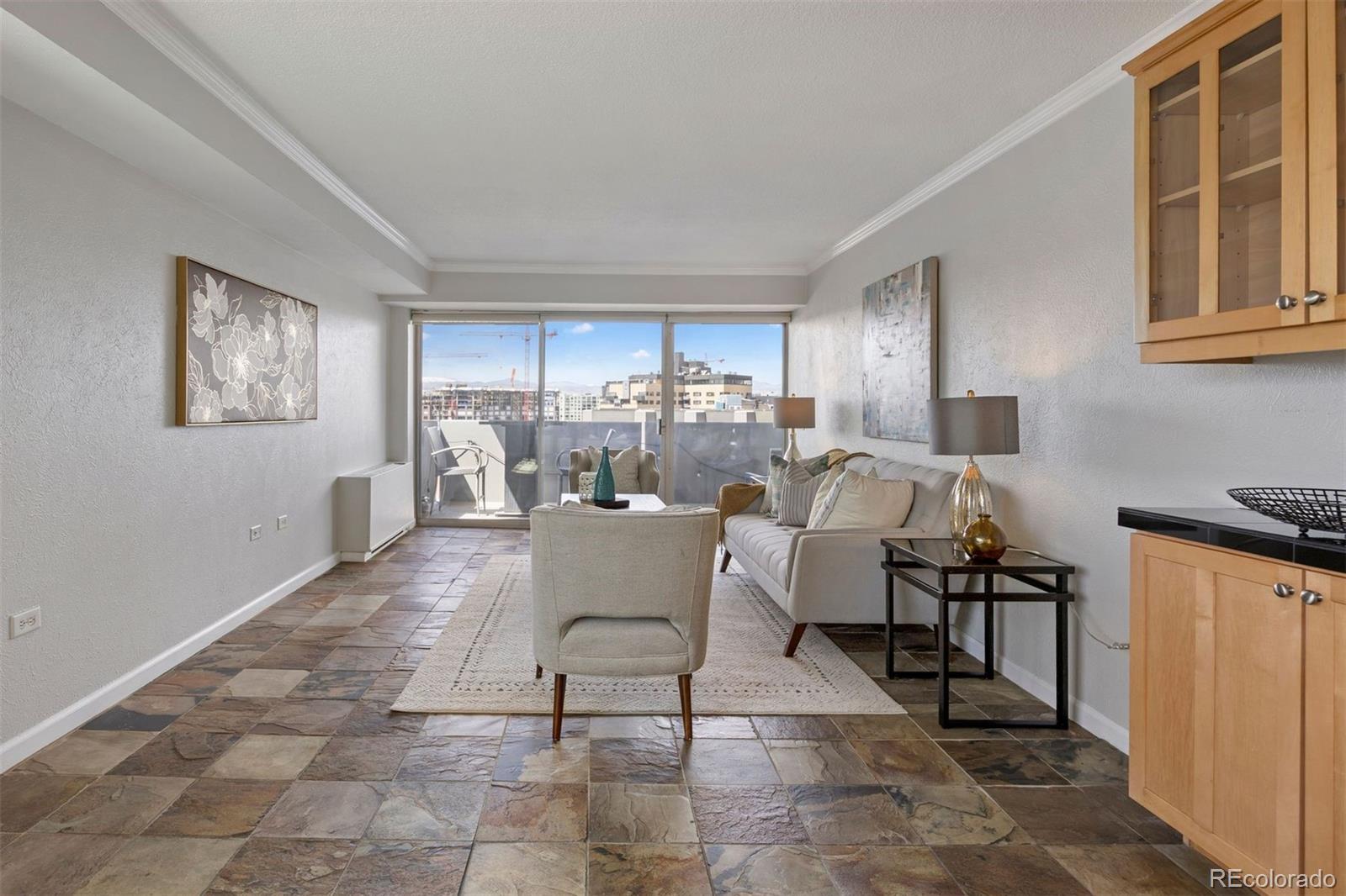 909 N Logan Street Unit: 11A