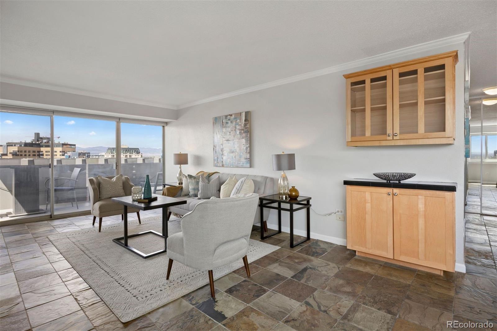 909 N Logan Street Unit: 11A