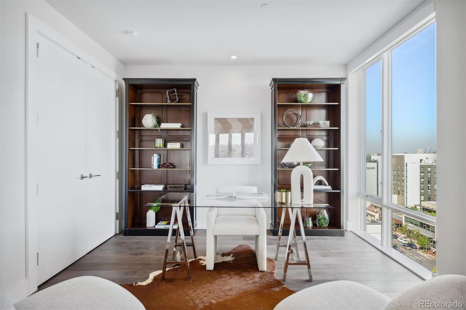 155 Steele Street Unit: 1112