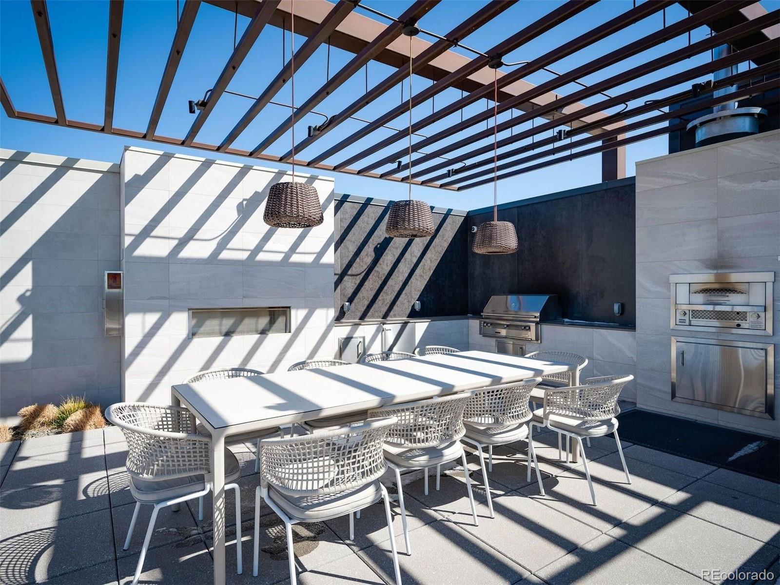 155 Steele Street Unit: 1112