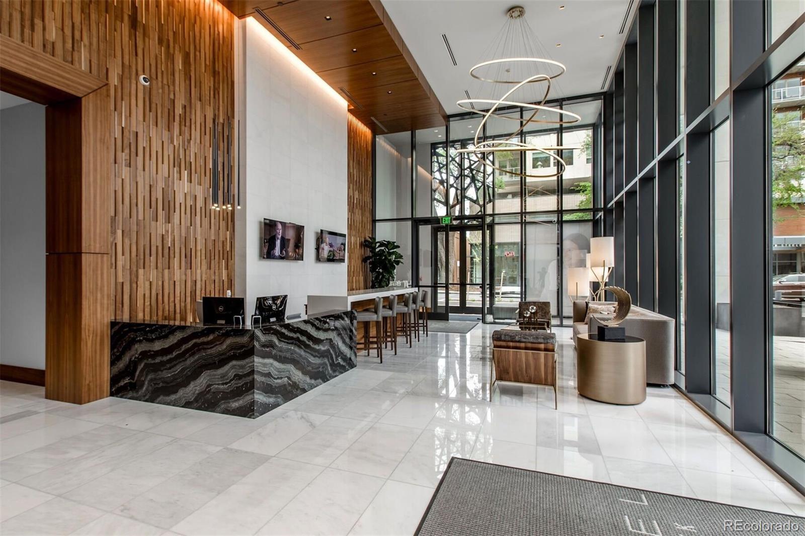 155 Steele Street Unit: 1112