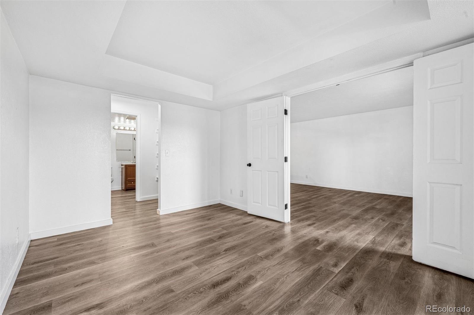 4899 S Dudley Street Unit: 7E